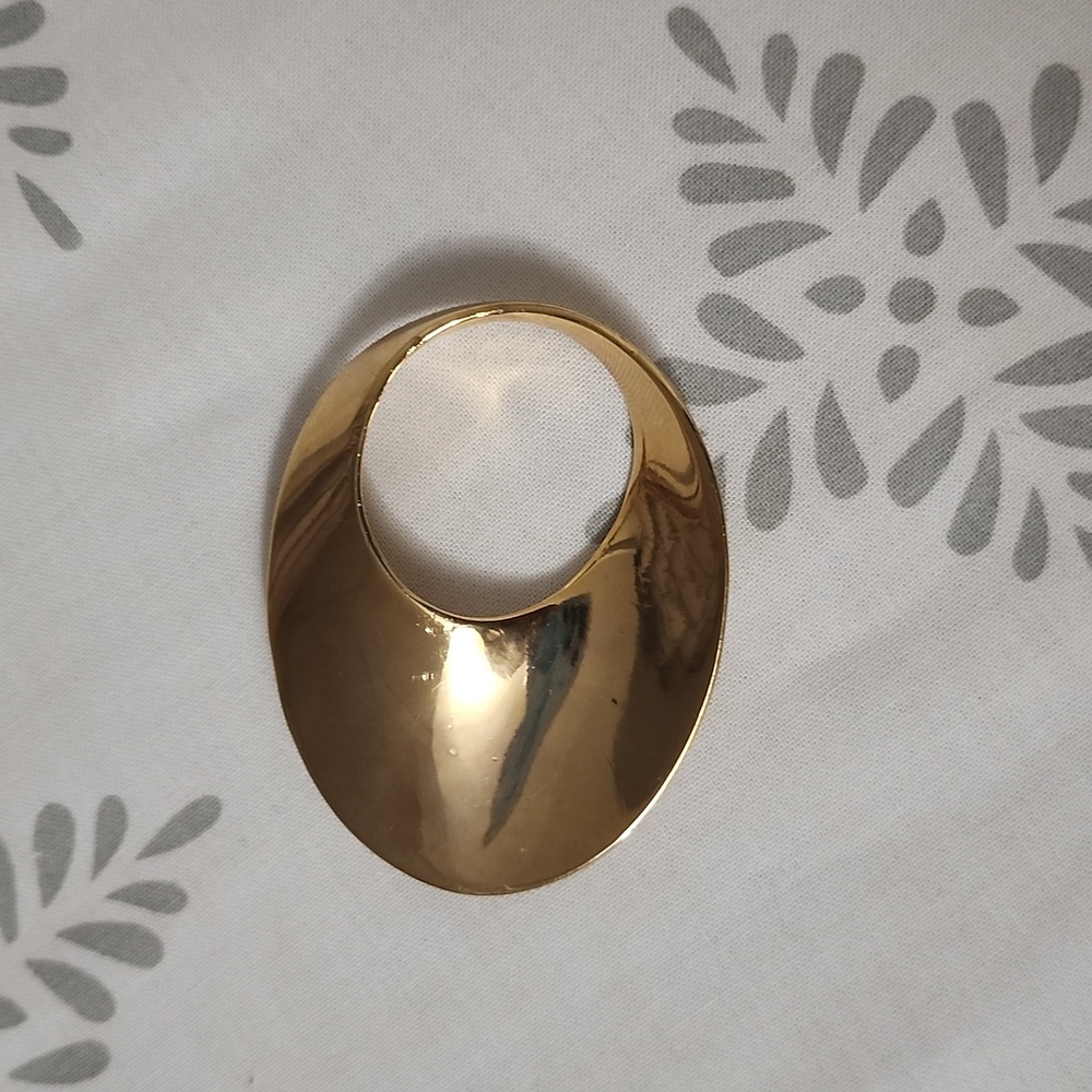 Vintage monet brooch